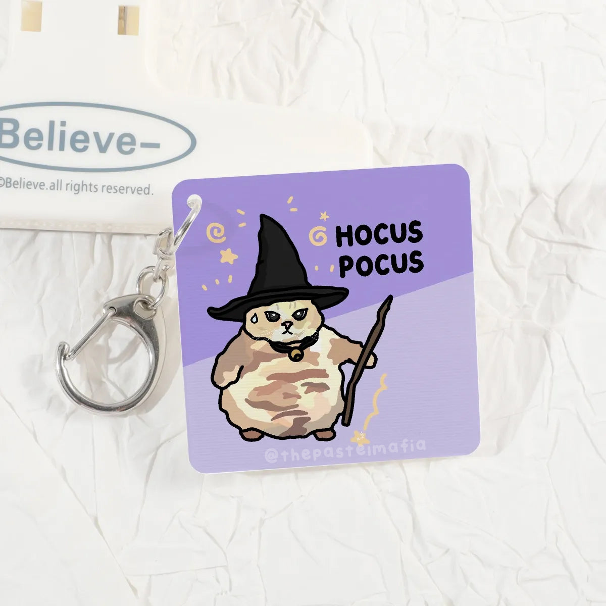 "hocus pocus i lost my focus" lenticular keychain