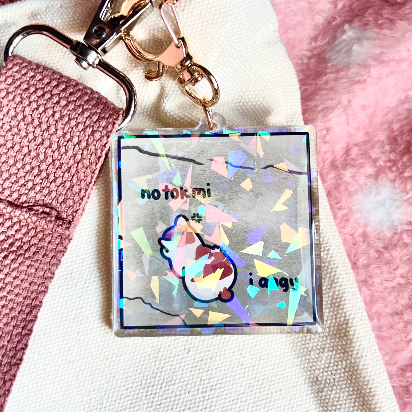 "no tok mi i angy" keychain