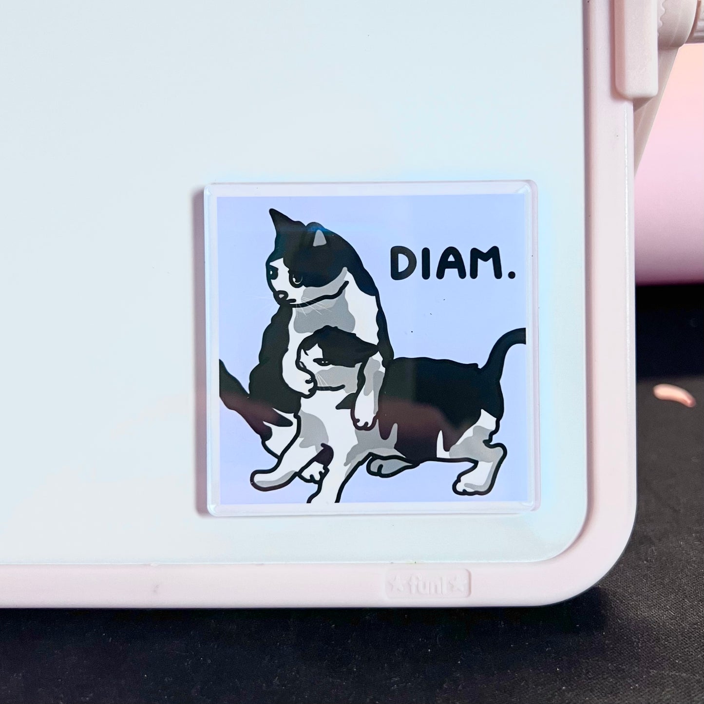 "diam" acrylic magnet