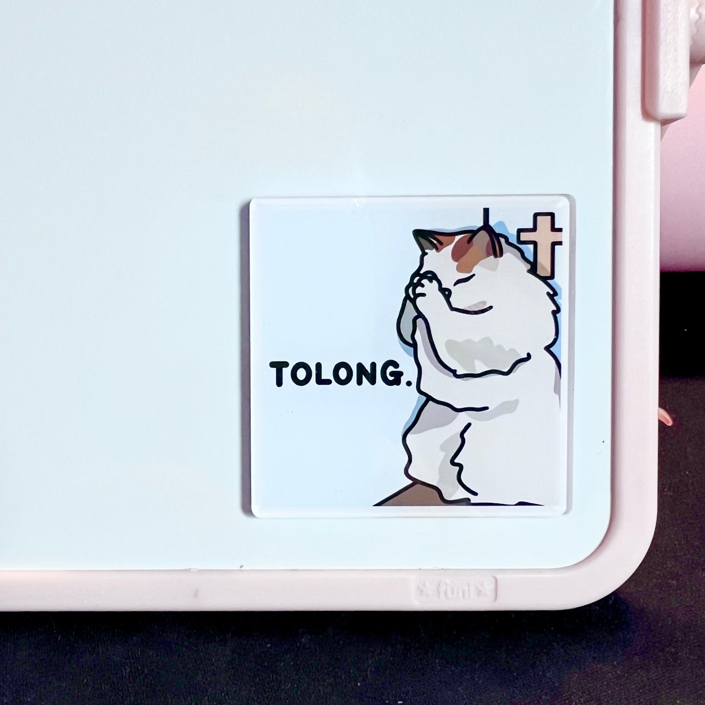 "tolong" acrylic magnet