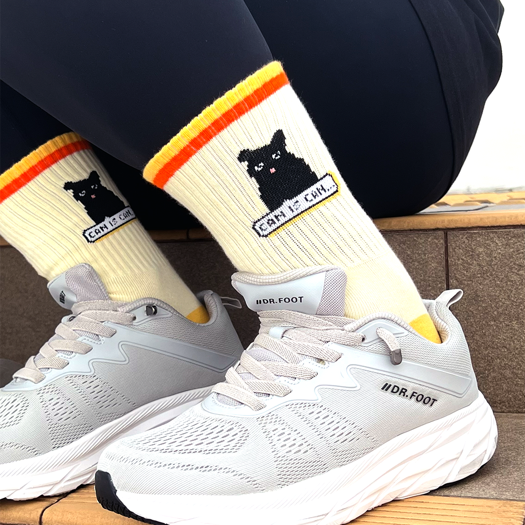 "can is can, but can don't?" unisex crew socks