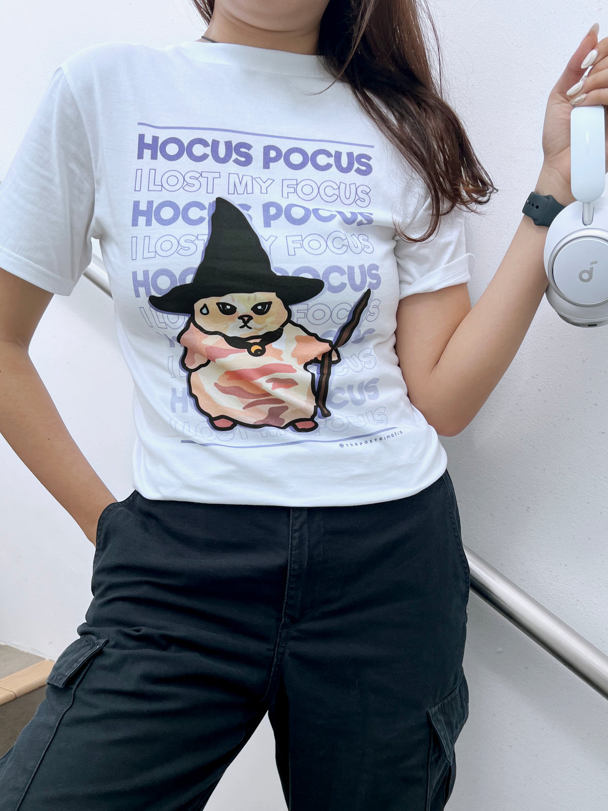 "hocus pocus i lost my focus" cat meme graphic t-shirt